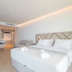 5 Bedroom Cozy In *